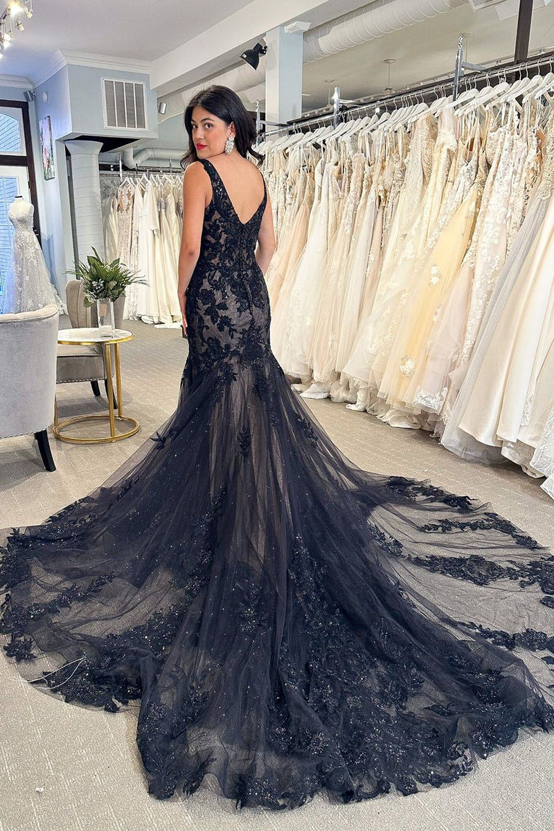 Black Mermaid V Neck Lace Appliques Prom Dresses