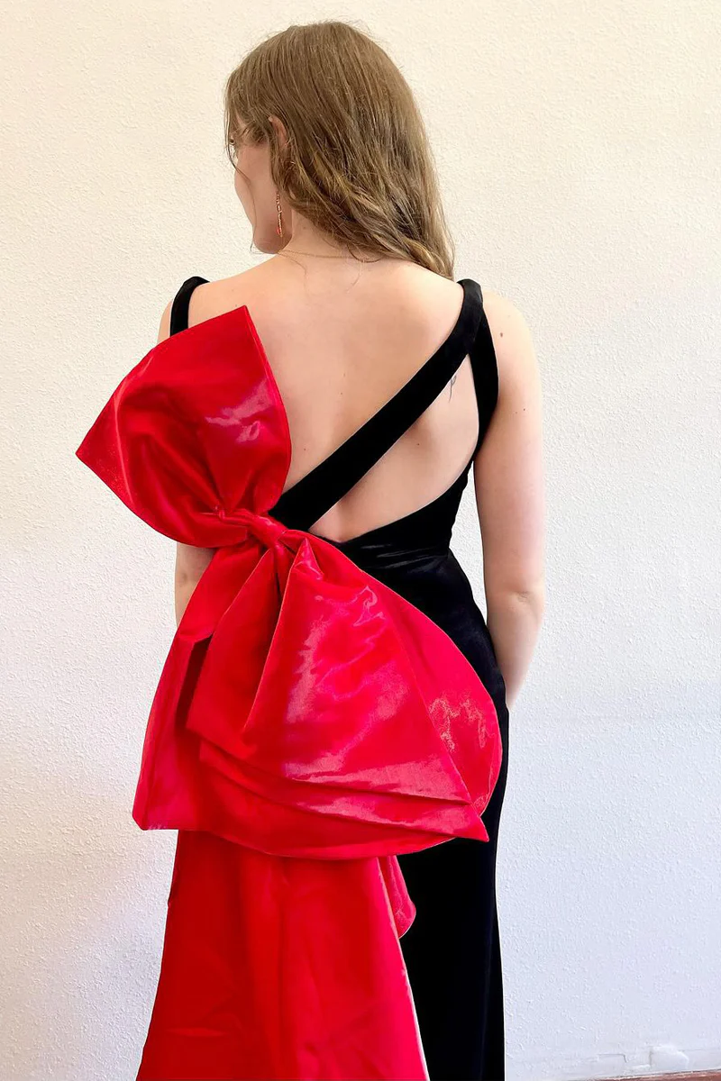 Mermaid V Neck Black Bow Back Long Prom Dresses