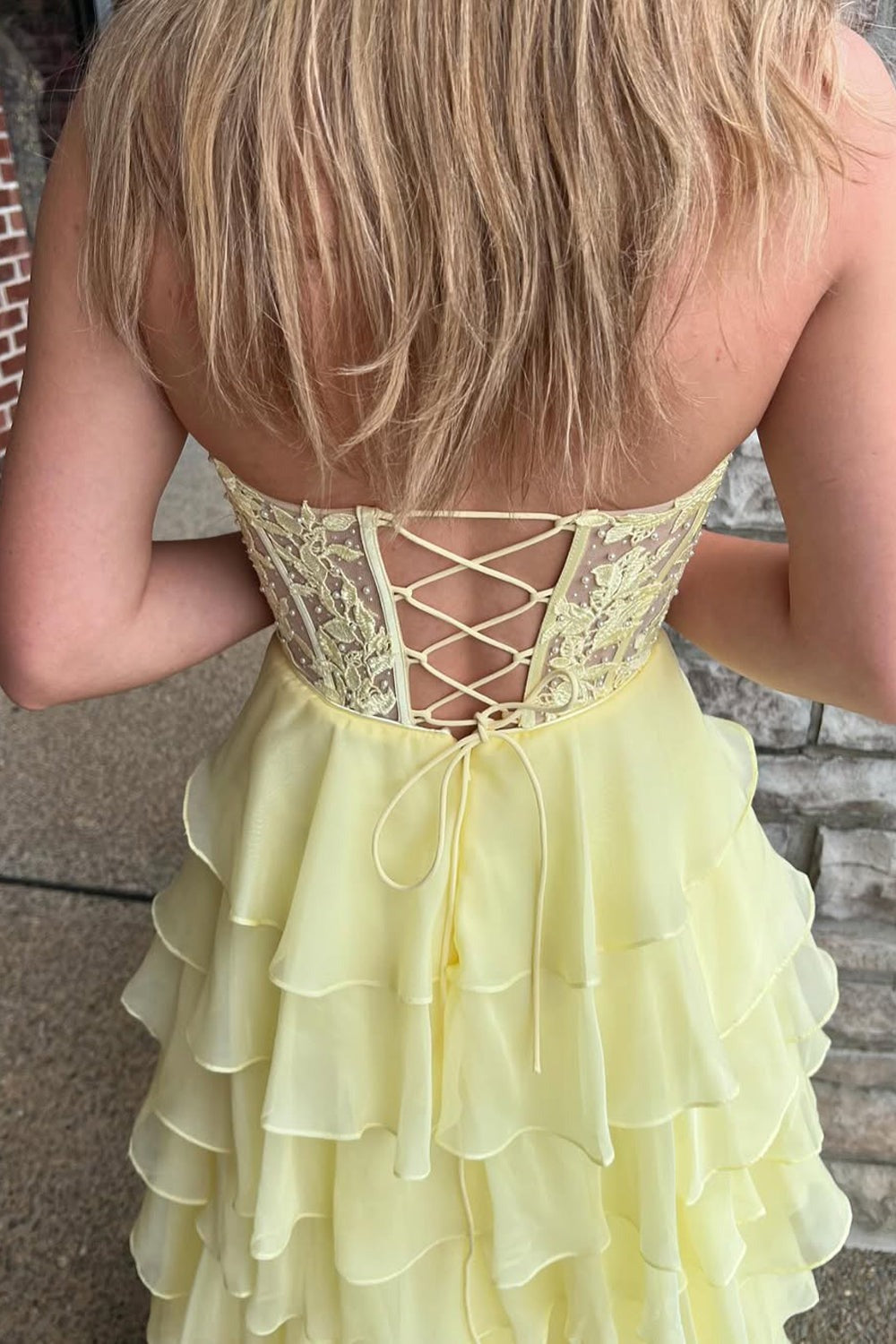 A Line Sweetheart Daffodial Chiffon Tiered Prom Dresses