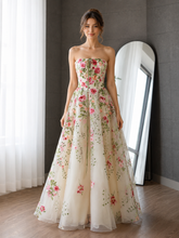 Champagne Tulle Strapless Embroidery Flower Prom Dresses