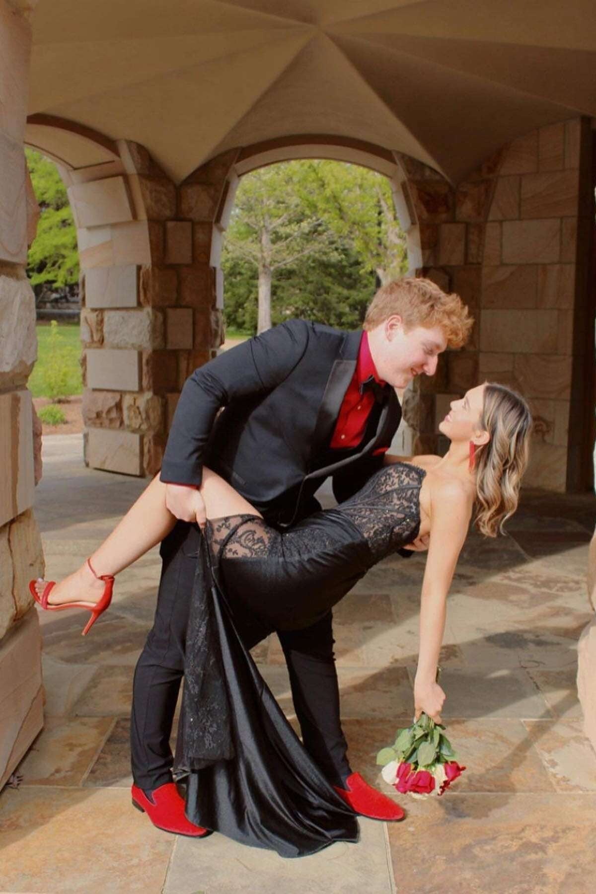 Strapless Black Lace Long Mermaid Prom Dresses