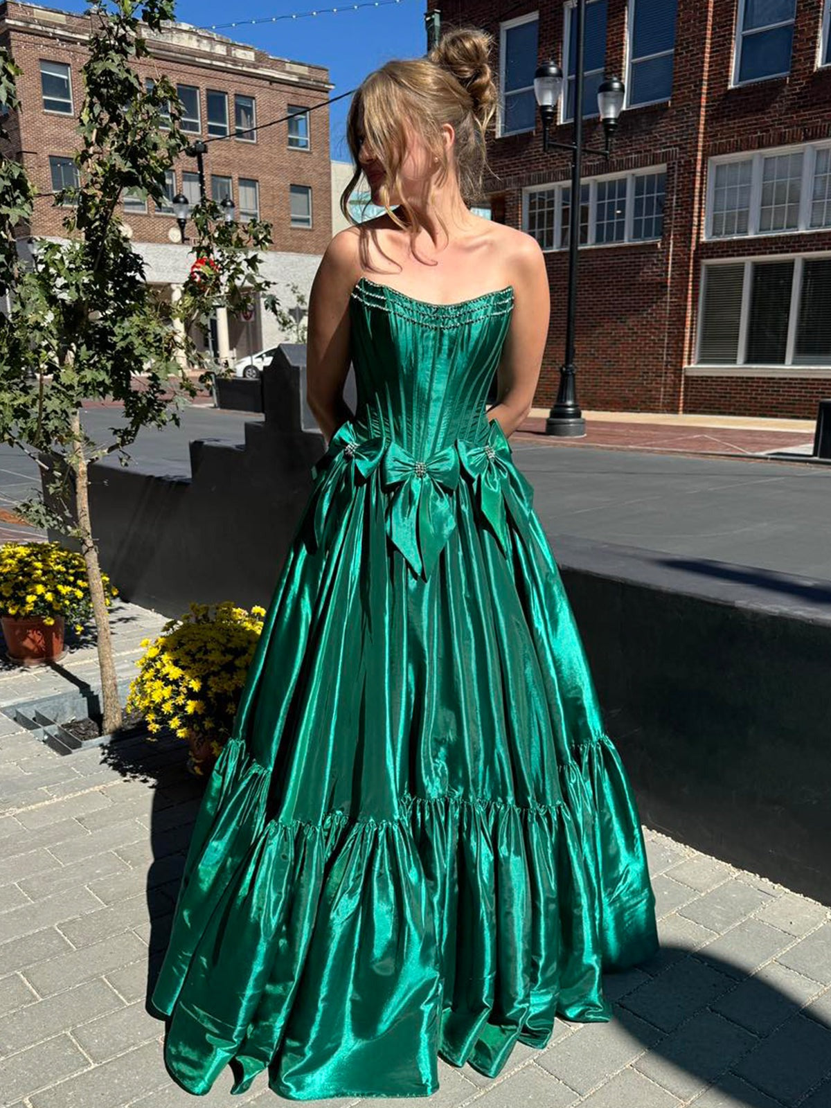 Sweet Ball Gown Scoop Neck Taffeta Pink Long Prom Dresses