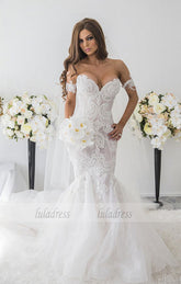 Lace Appliques Sweetheart Mermaid Wedding Dress