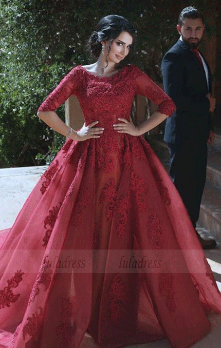 Burgundy Prom Dresses Lace Appliques Tulle Evening Gowns With