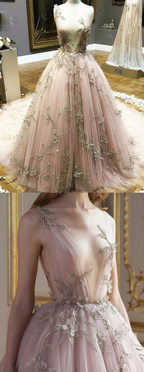 Unique A-Line Deep V-Neck Tulle Long Prom/Evening Dress with Appliques