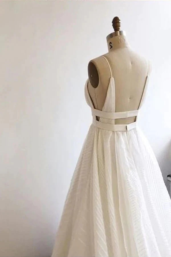 Lace V-neck Backless A-line Prom Dresses With Court Train, Party Dress