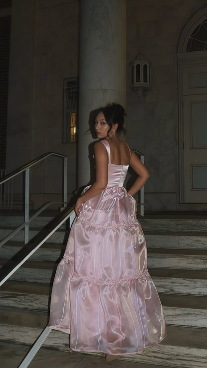 Robes de bal Ougensha longues roses en ligne A à fines bretelles