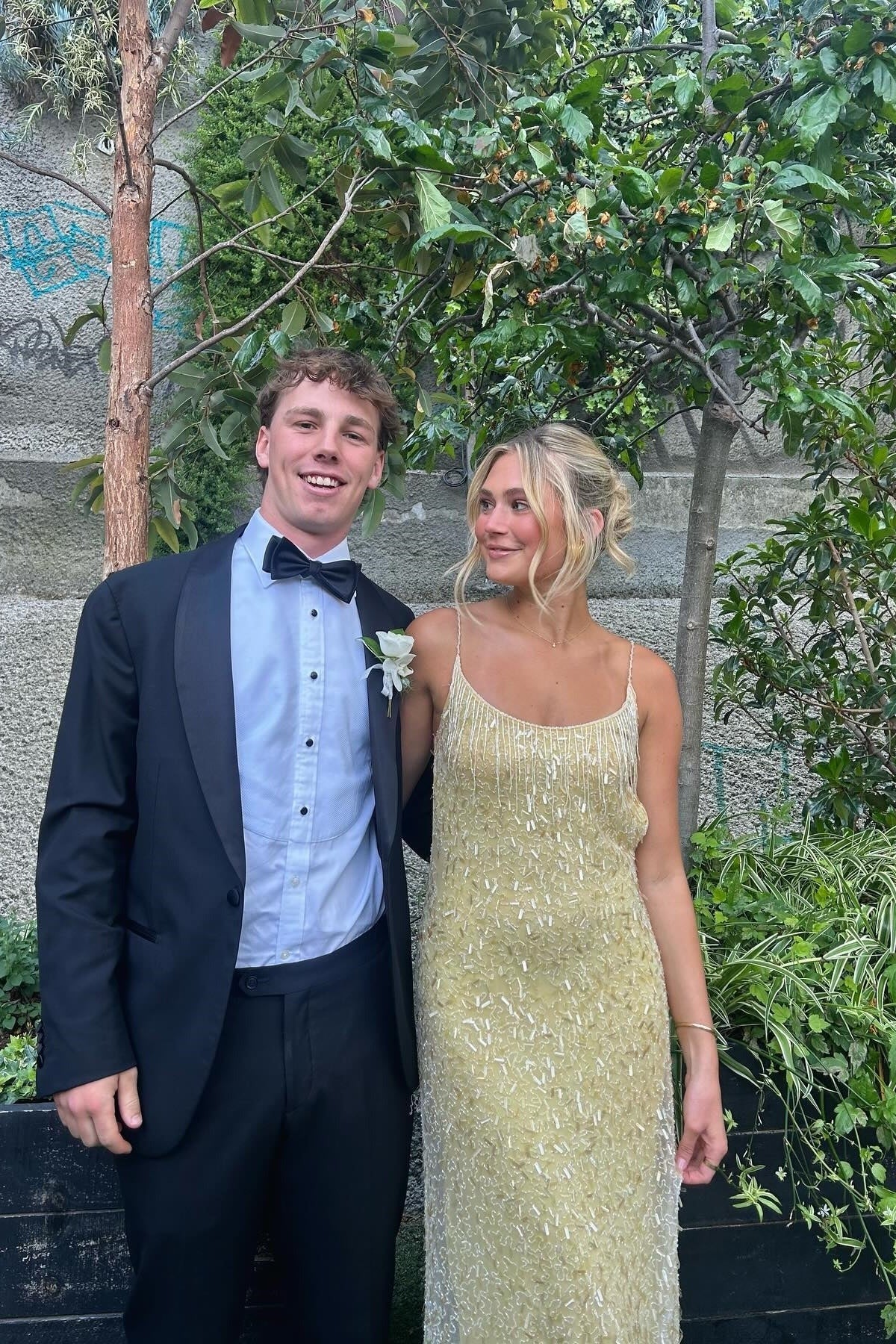 Stylish Sheath Spaghetti Straps Yellow Sequins Mermaid Long Prom Dress