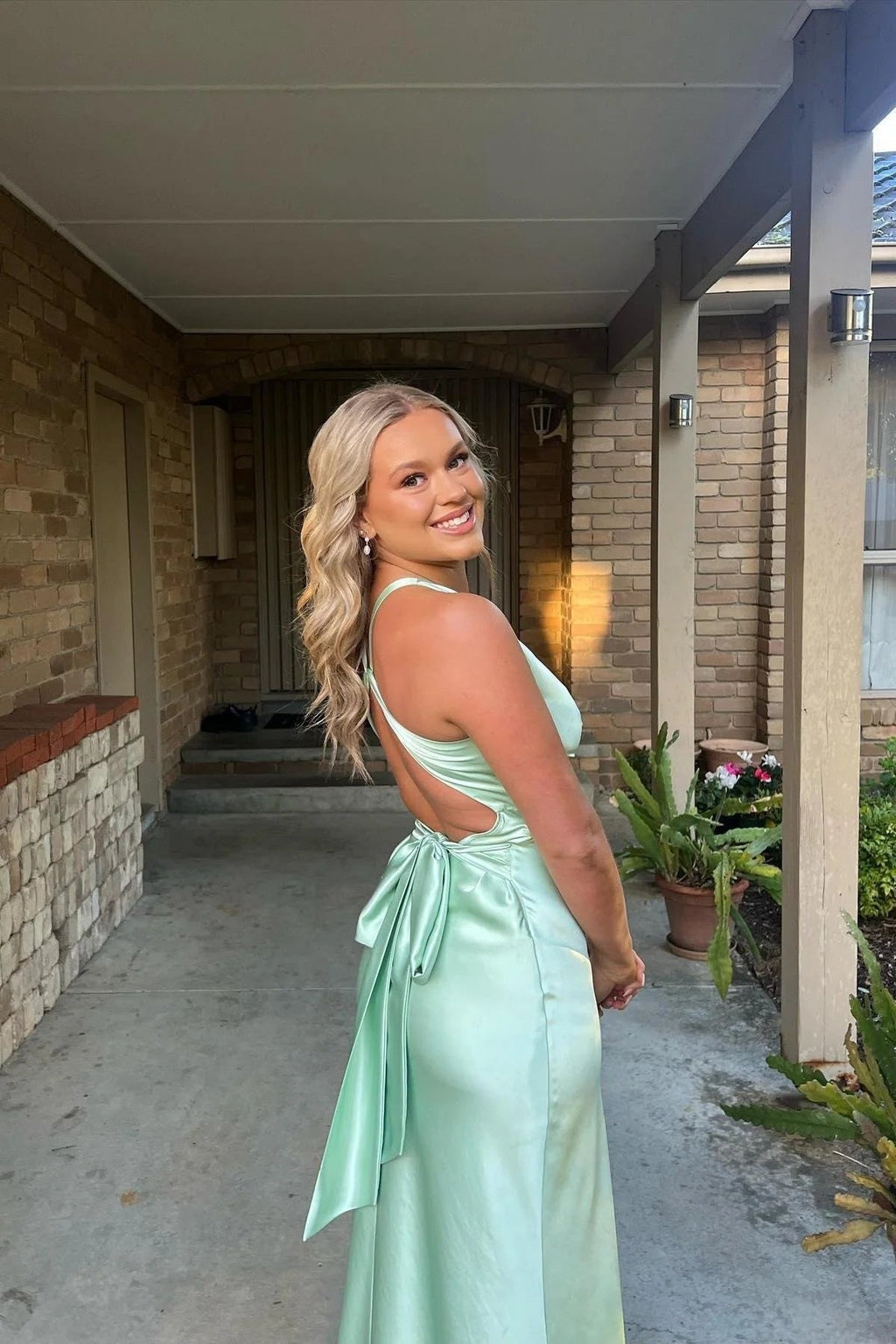 Sheath Halter Neck Yellow Satin Long Prom Dresses