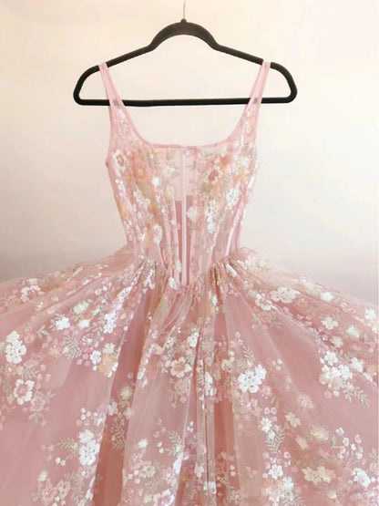 Robes de bal longues rose en tulle avec bretelles en dentelle, coupe trapèze