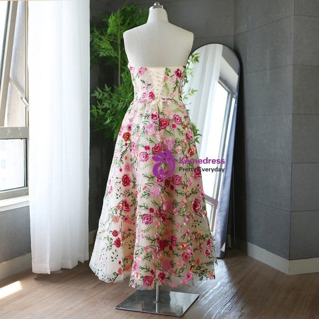 Champagne Tulle Strapless Embroidery Flower Prom Dresses