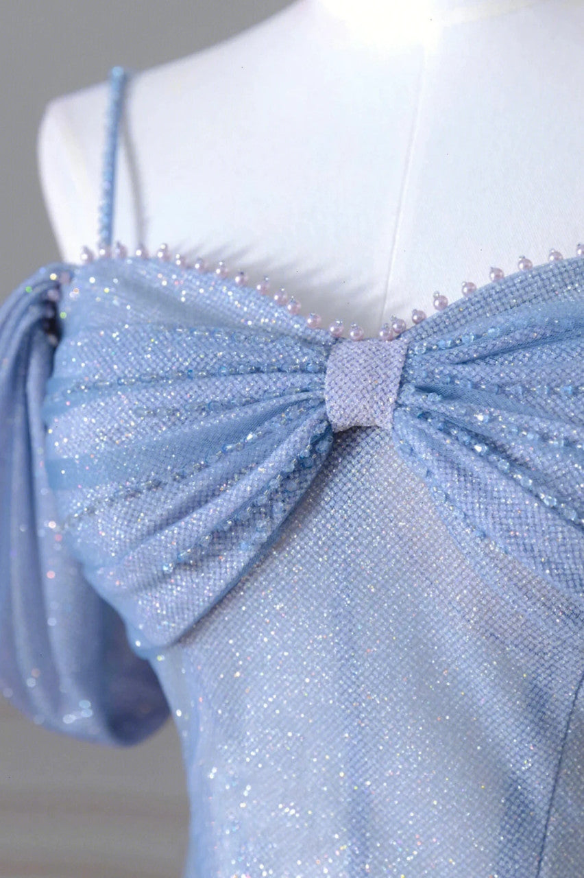 Robes de bal trapèze bleues en tulle à sequins et à fines bretelles