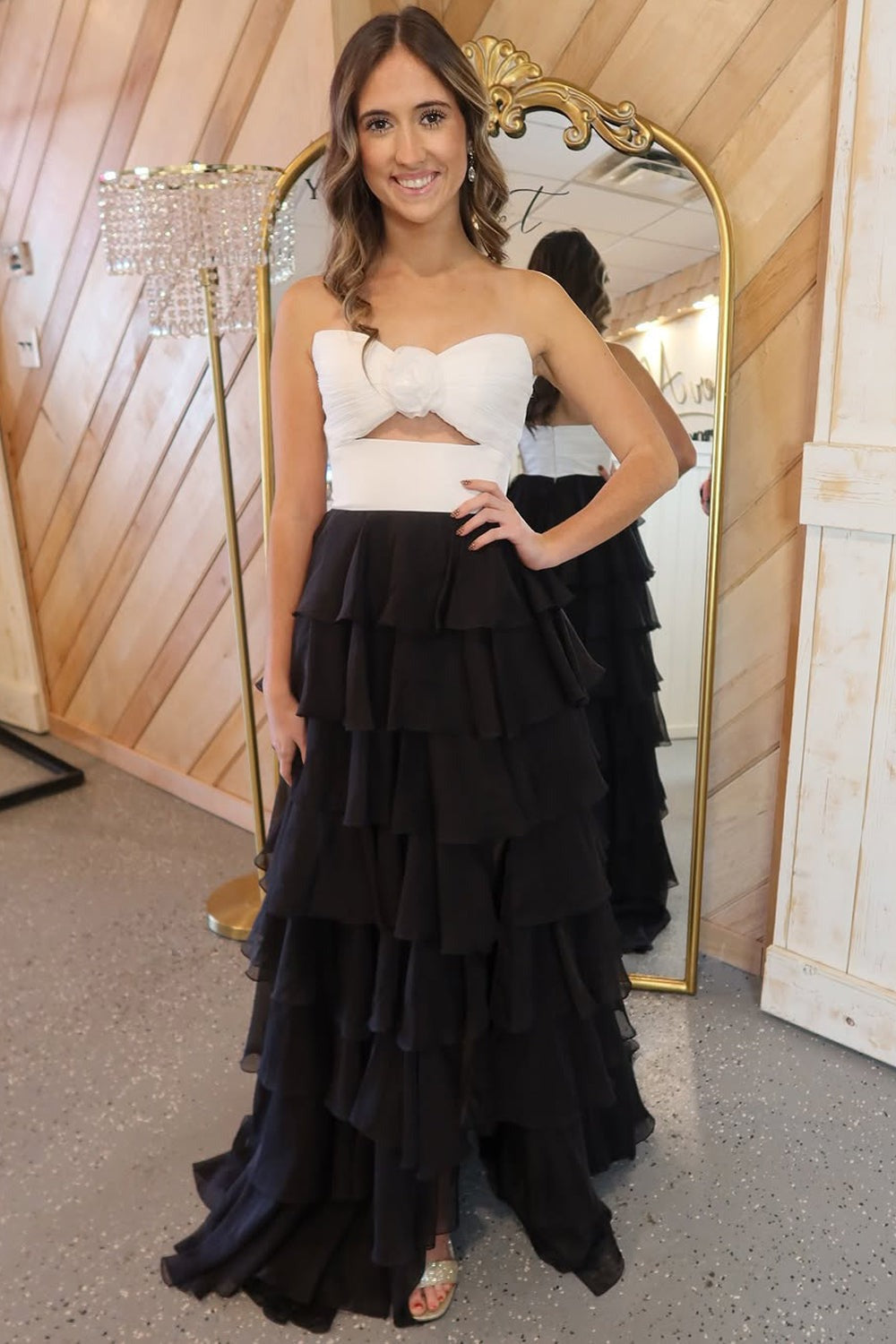Sheath Strapless Keyhole White Black Chiffon Tiered Prom Dresses – luladress