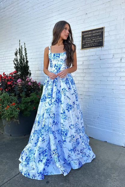 Robe longue de bal en satin imprimé floral bleu à encolure carrée et coupe trapèze