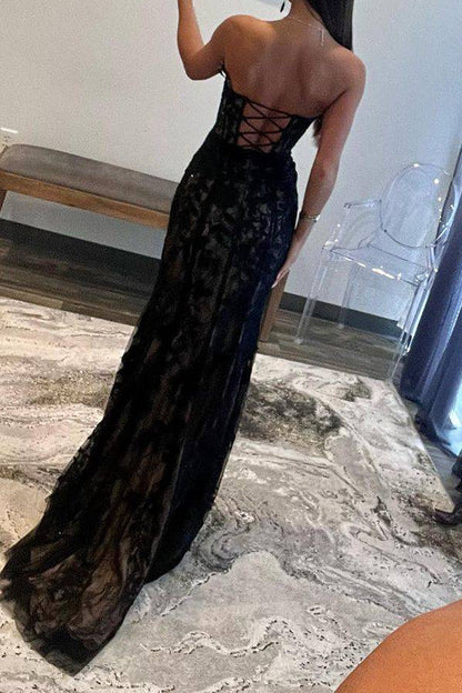 Robes de bal longues en dentelle noire corsetées coupe sirène et bustier cœur