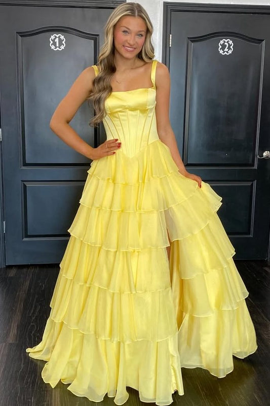 Robe de bal longue en mousseline à volants étagés, jaune, coupe trapèze, encolure carrée