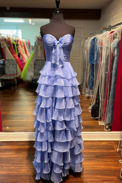 Robes de bal trapèze à plusieurs niveaux en mousseline de soie avec encolure cœur et fermeture éclair au dos