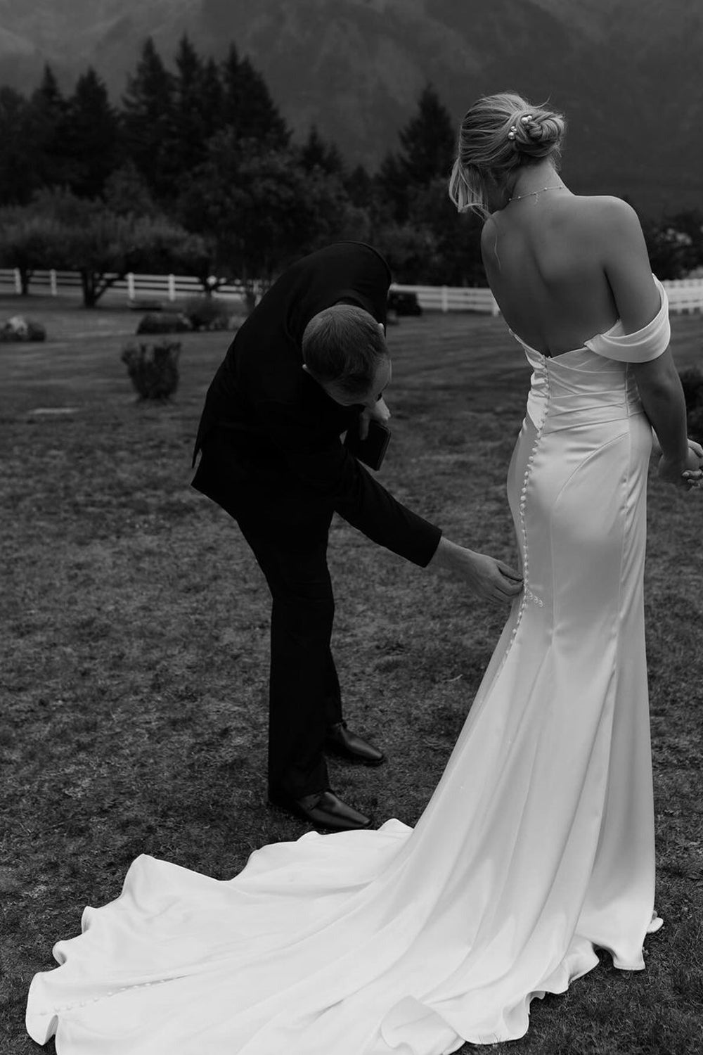 Romantic Cowl Neck Mermaid Wedding Dresses Pic Color / US4 Romantic Cowl Neck Mermaid Wedding Dresses Pic Color / US4