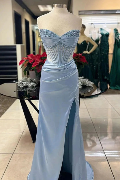 Robes de soirée longues en satin à fines bretelles sirène