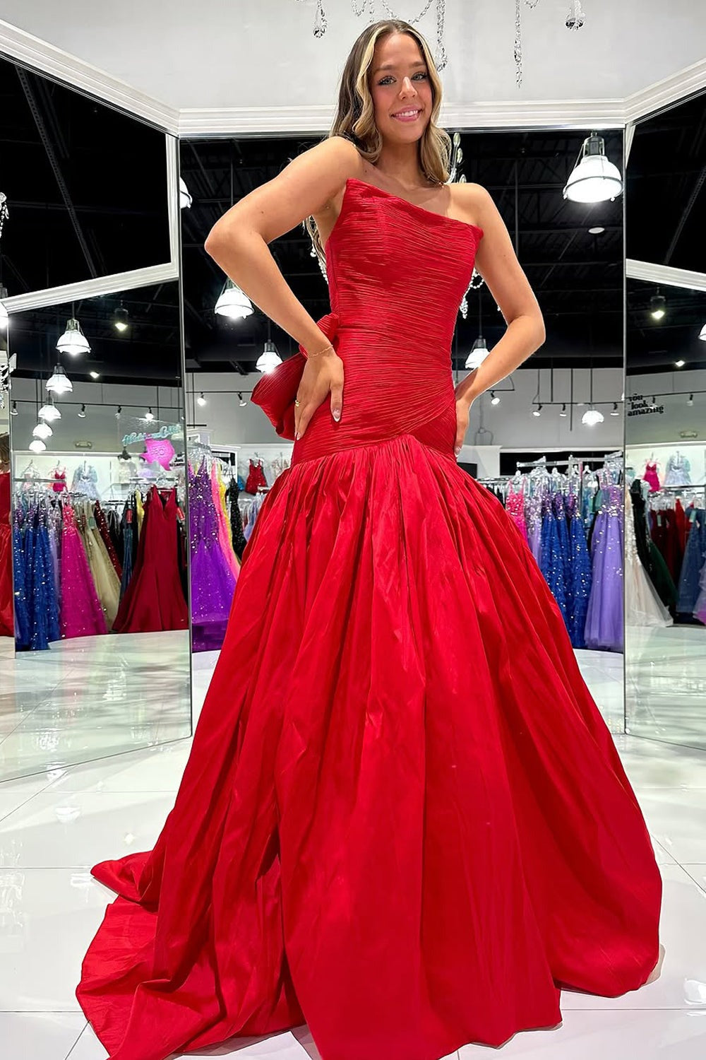 Cute Mermaid Satin Scoop Neck Red Prom Dresses – luladress