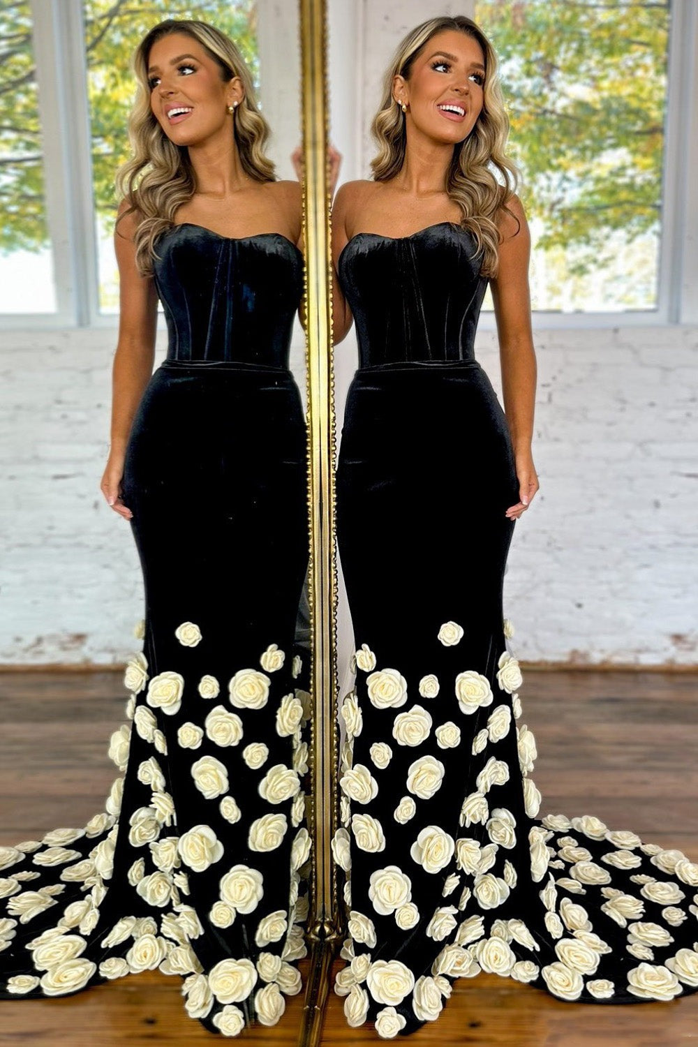 Black Mermaid Sweetheart Long Velvet Prom Dress with 3D Flowers