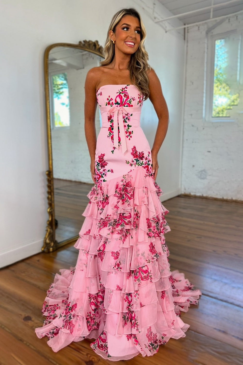 Robes de bal longues en mousseline de soie sirène sans bretelles roses
