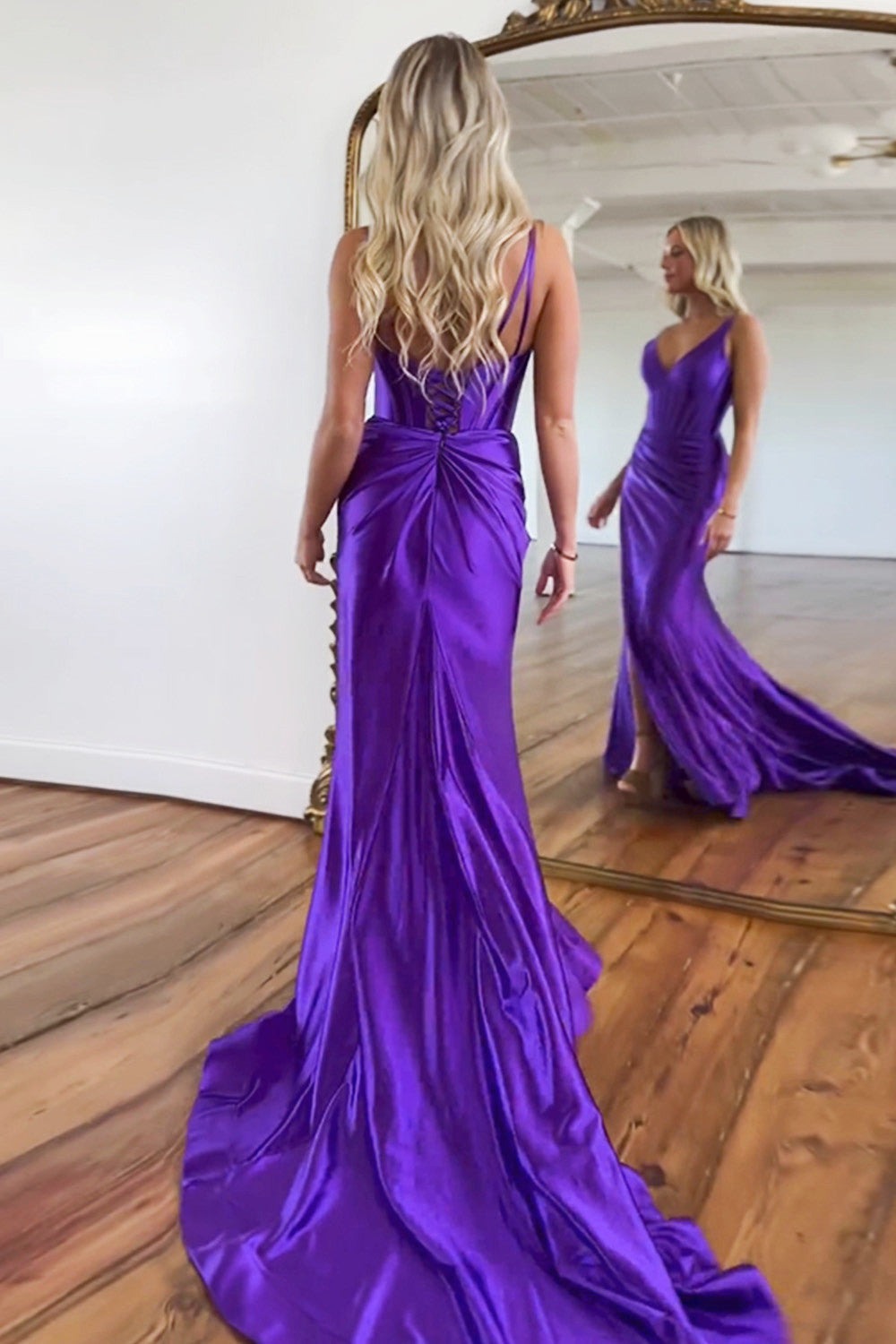 Robes de bal longues en satin violet sirène, col en V, dos zippé