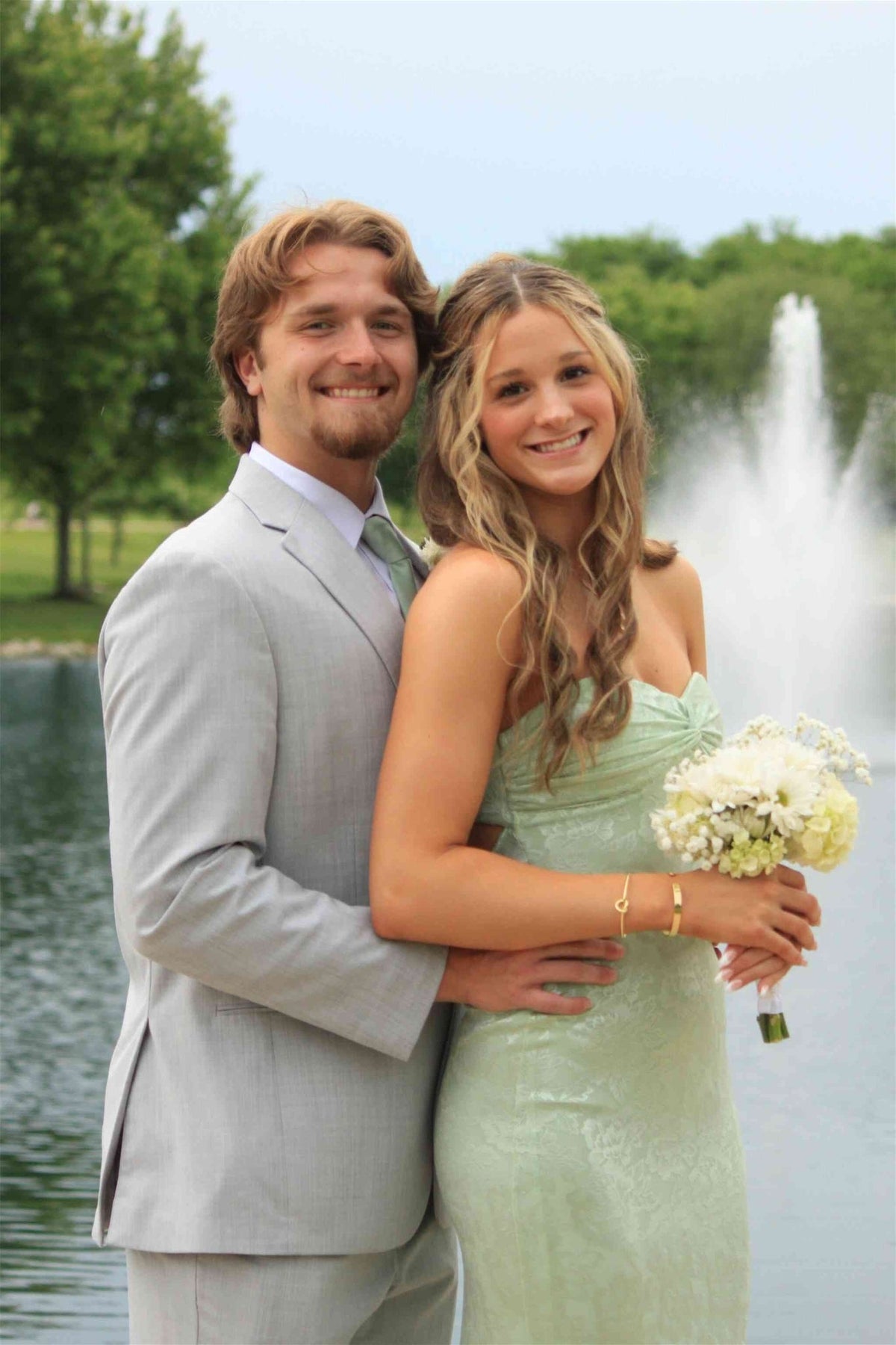 Robes longues de bal bustier vert sauge torsadé en jacquard