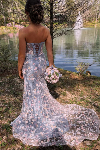 Strapless Sweetheart Lace Appliques Floral Mermaid Long Prom Dresses
