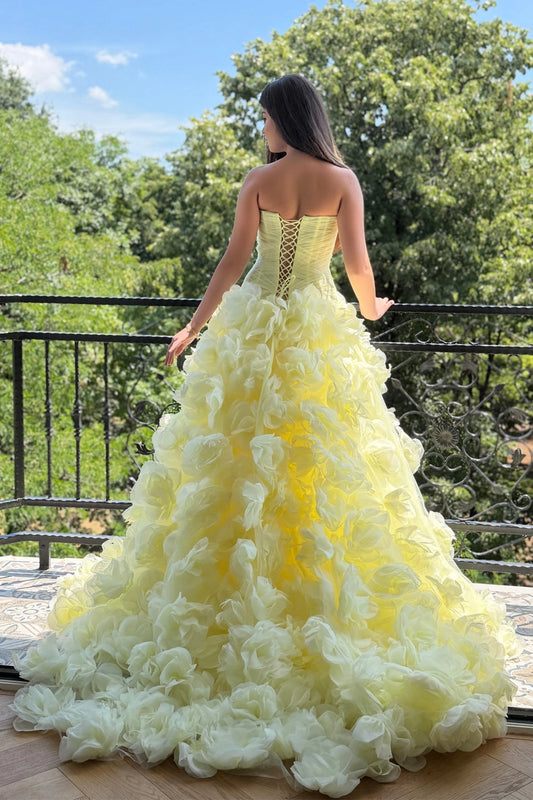A-Line Strapless Tulle Yellow Prom Dresses with Handmade Flowers