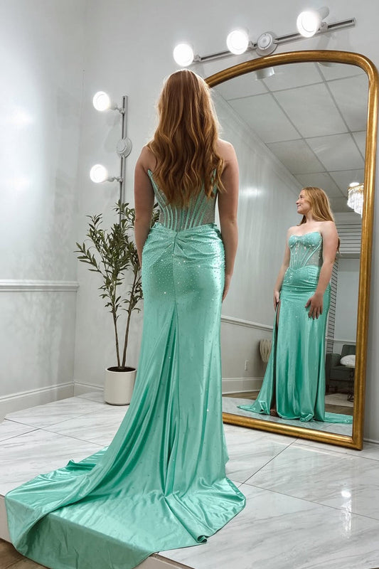 Robe de bal longue en satin vert menthe bustier sirène