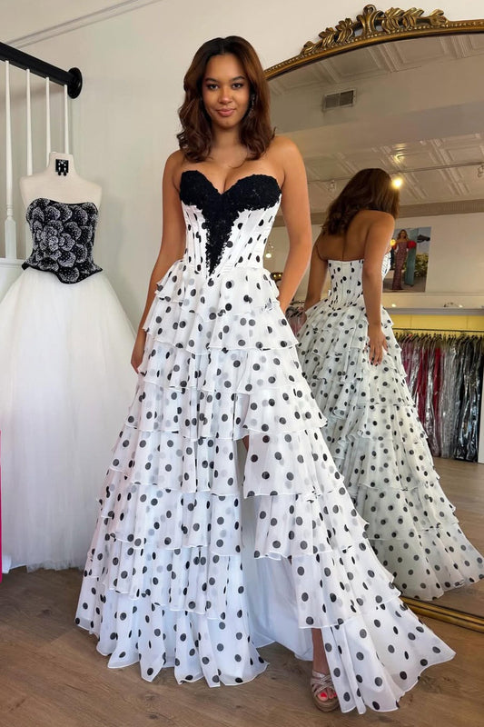 Robe de bal en mousseline en forme A, bustier cœur, à pois noirs et blancs