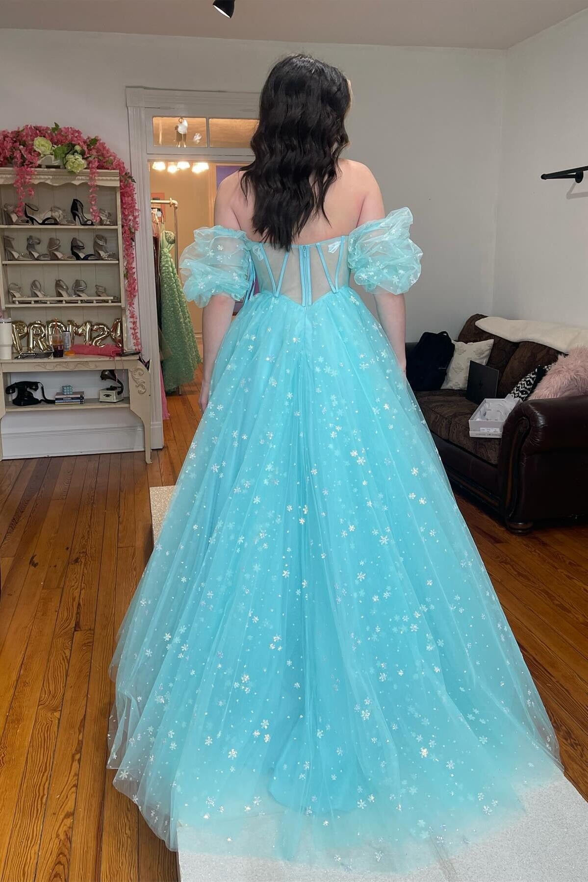 A Line Sparkly Blue Tulle Long Sweetheart Prom Dresses