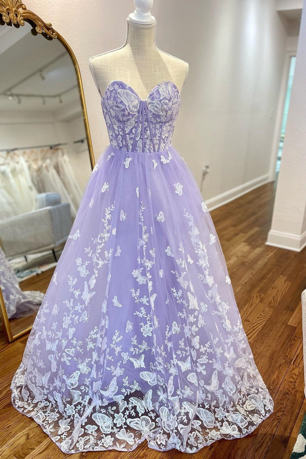 A Line Sweetheart Lavender Lace Tulle Long prom Dresses