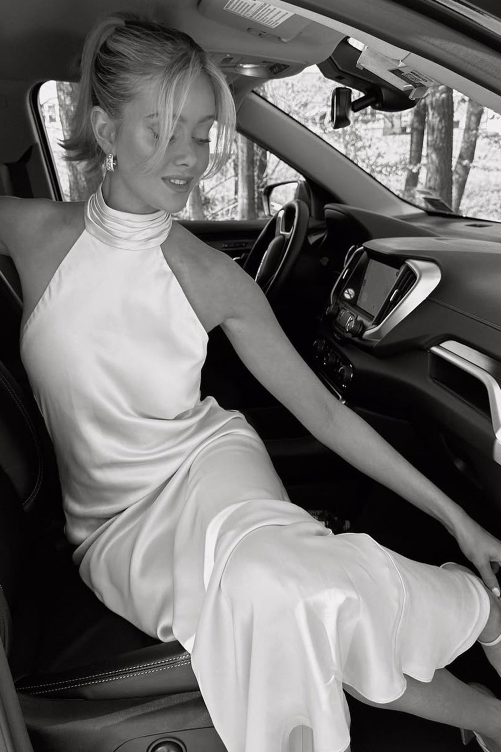 Fashion Sheath Halter Neck Green Chiffon Long Prom Dresses