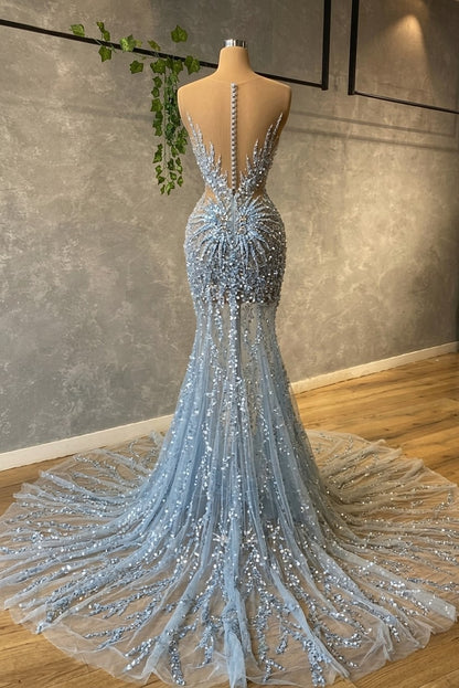 Robes de bal de fin d'année longues sirène bustier en tulle avec paillettes, perles et traîne.
