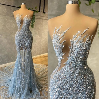 Robes de bal de fin d'année longues sirène bustier en tulle avec paillettes, perles et traîne.