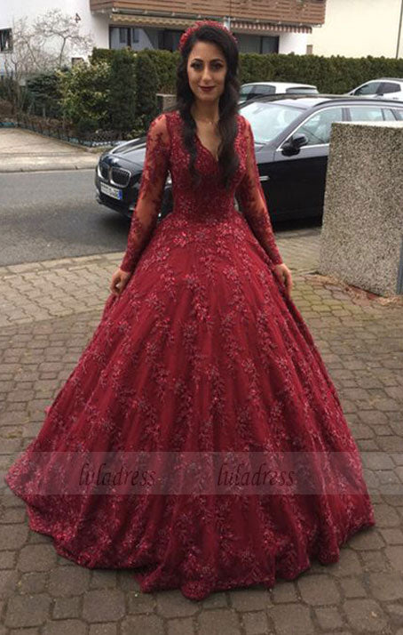 Long Sleeves V-neck Ball Gowns Lace Burgundy Prom Dresses