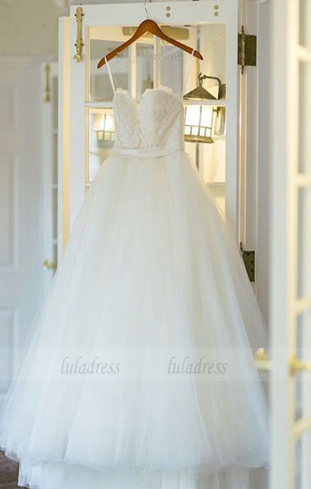 Modern Sweetheart Tulle Ruffles Bride Dress, Beaded Wedding Dress