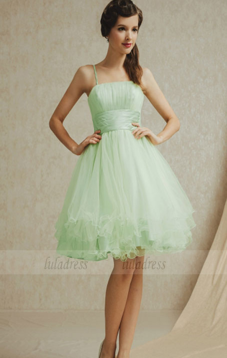 Romantic Tulle A-Line Empire Spaghetti Straps Short Bridesmaid Dress
