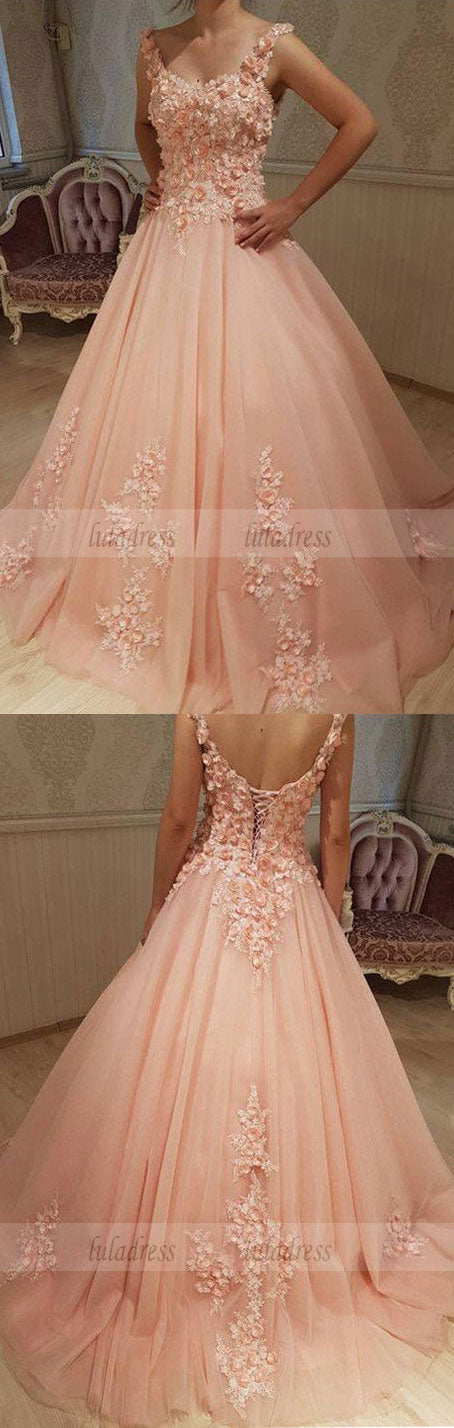 Chic Lace Flowers Embroidery Sweetheart  Ball Gowns Wedding Dresses For Bride