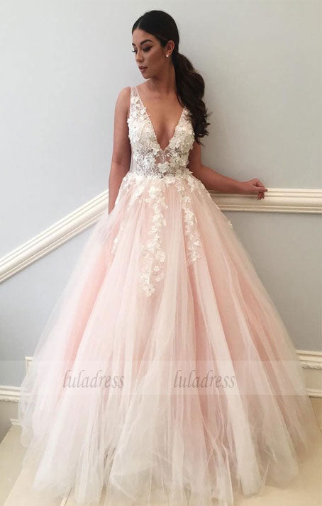 Charming Wedding Dress, Sexy V Neck Appliques Tulle Wedding Dresses