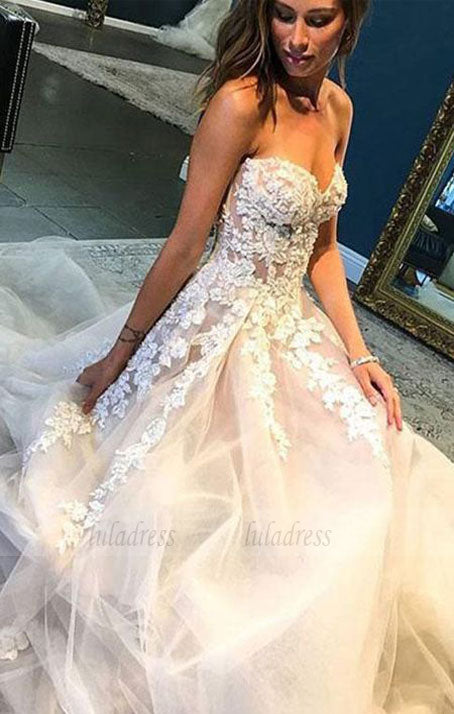 Sweetheart White Tulle Evening/Wedding Dress