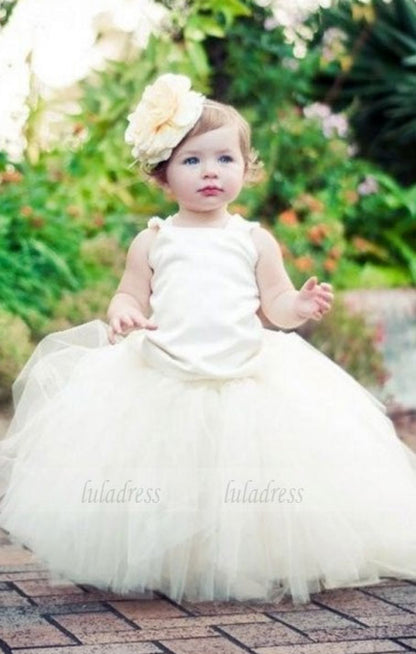 Sleeveless Scoop Ball-Gown Pearls Flower Tull Girl Dresses