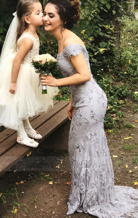 Elegant Beaded V-neck Gray Lace Evening Dresses,Mermaid Prom Dress