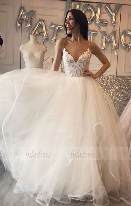Charming A-Line V-Neck White Tulle Long Prom/Wedding Dress with Lace Appliques