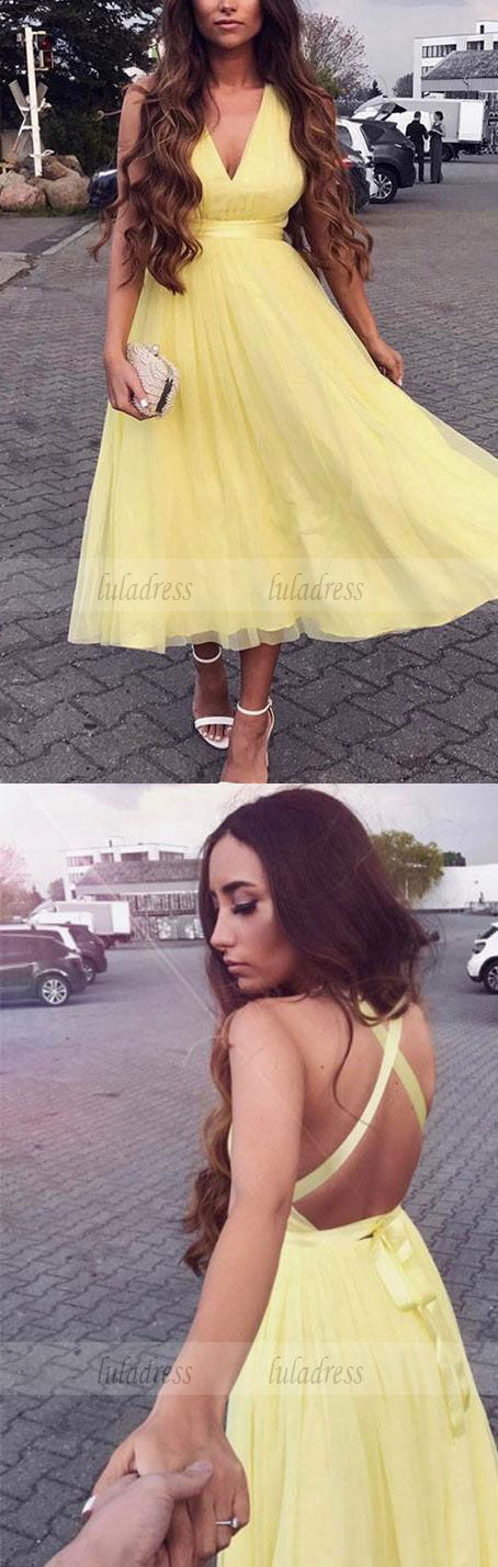 Charming A-Line V-Neck Yellow Tulle Homecoming/Prom Dress