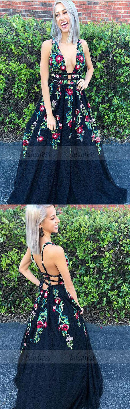 Charming Black A-Line Tulle Deep V-Neck Backless Applique Prom Dress