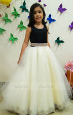 Pretty White Tulle Ball Gown Flower Girl Dresses