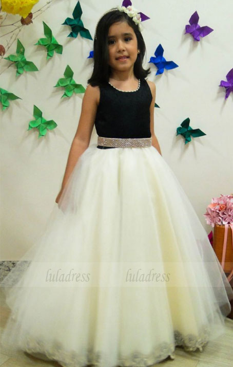 Pretty White Tulle Ball Gown Flower Girl Dresses